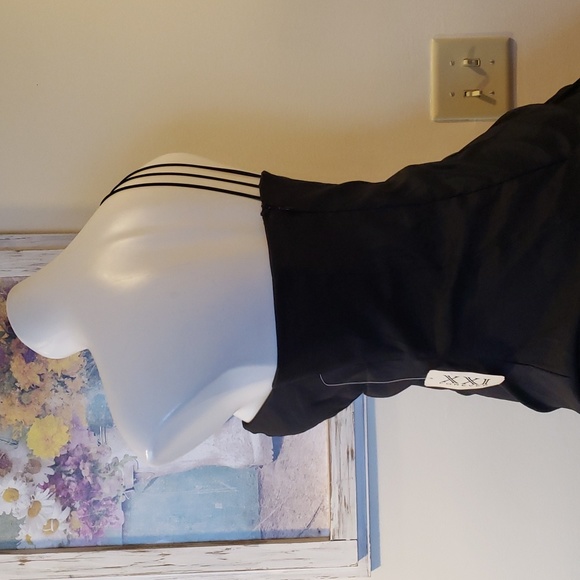 Forever 21 - Picture 8 of 15